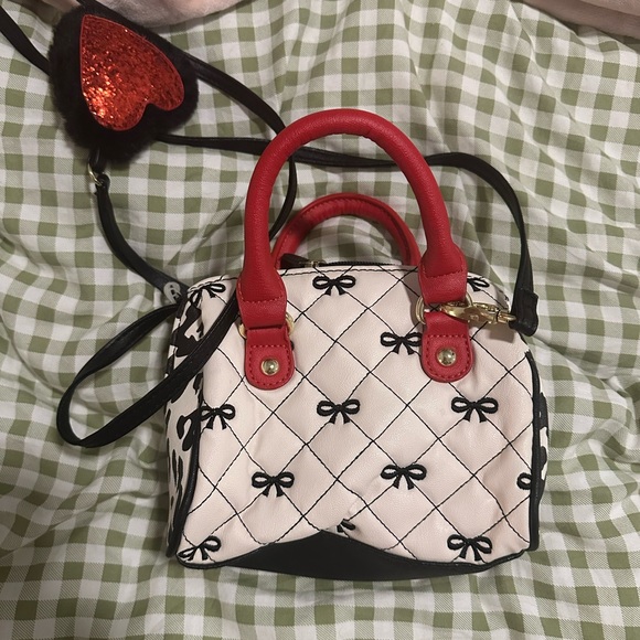 Betsey Johnson Mini Quilted Bow Crossbody Bag - Picture 6 of 8